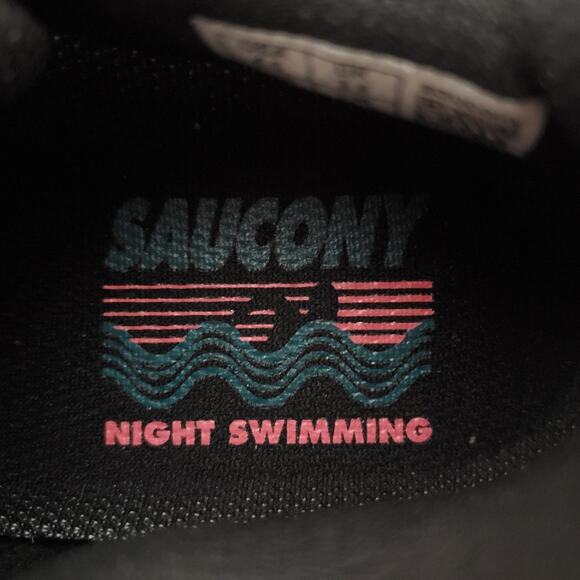 NWOB Saucony 3D Grid Hurricane "Midnight Swimming" (US 4.5/EUR 37) - Picture 4 of 6